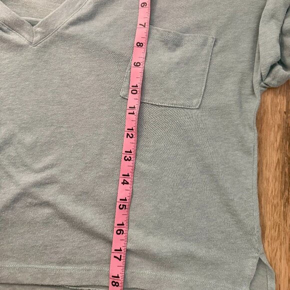 Beyond Yoga Deep V Pocket Tee — Teal Light Blue Small - Picture 8 of 11